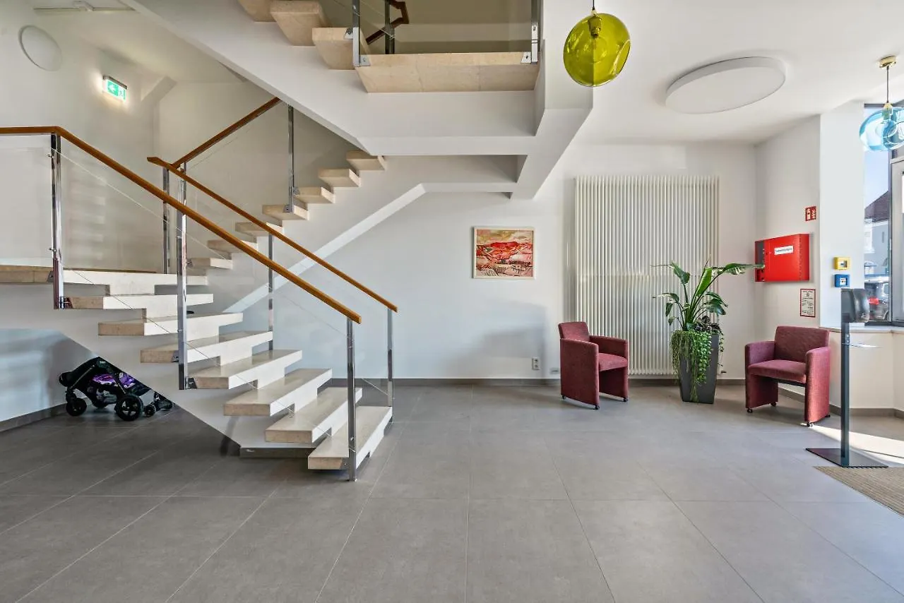 Huber Living Basic 302 Apartment Germering